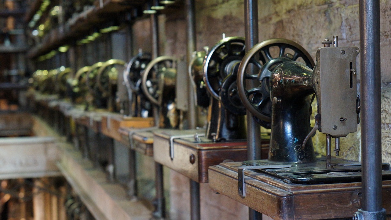 【自动化-送服务器】SSPanel-Metron 星舰系统舞台